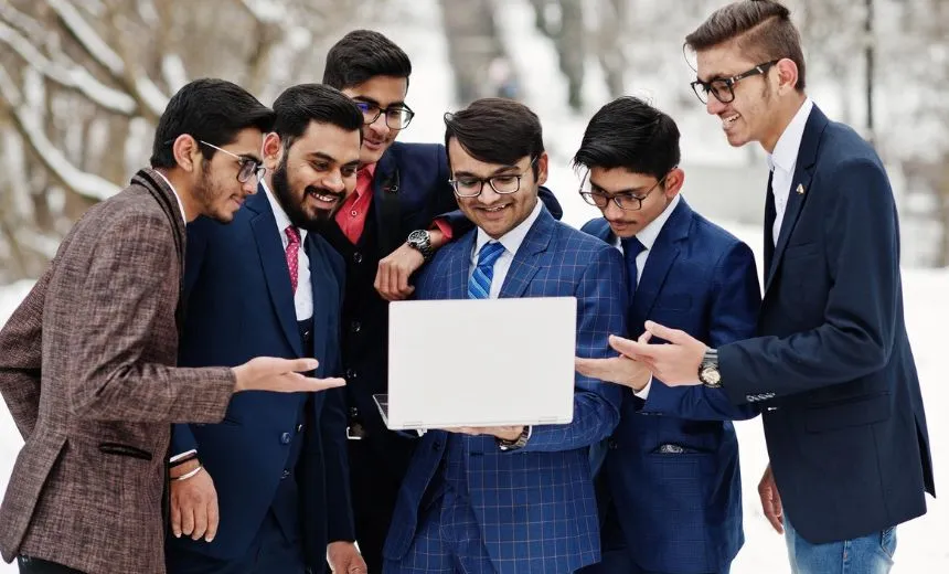 Bulk Recruitment Consultant in Chittaranjan Park
