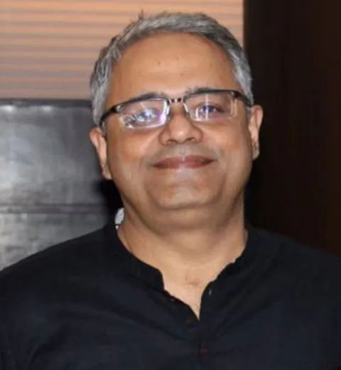 Rishu Monga - Founder & CEO Creativizt Communications