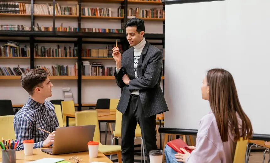 College Vocational Institute Consultant in Delhi